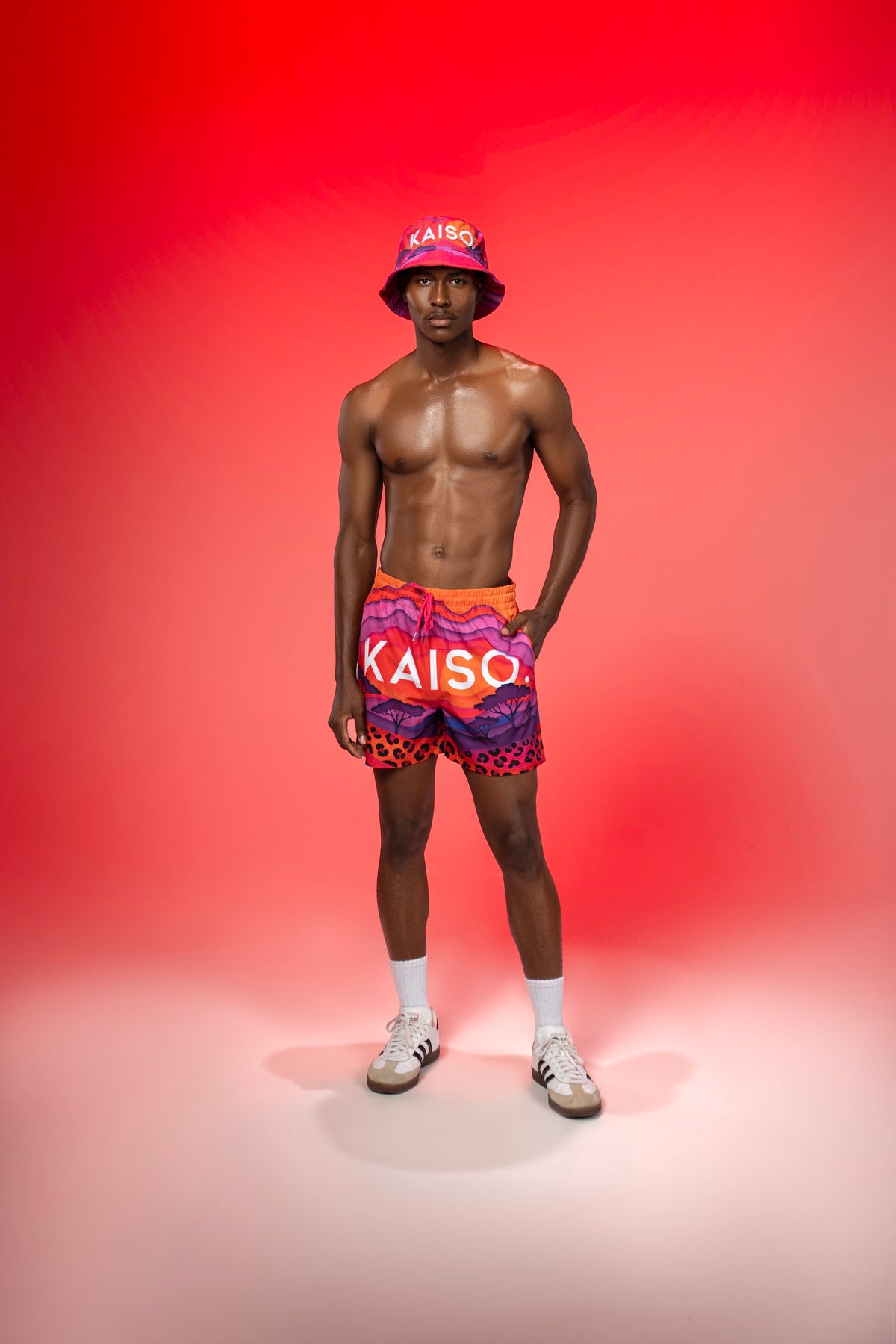 HORIZON. Male Shorts