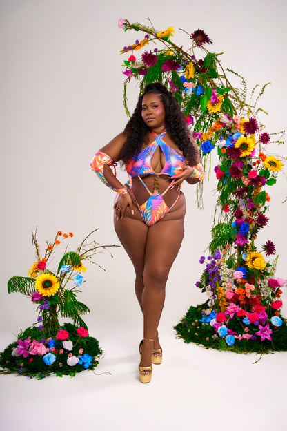 IVY. Hibiscus Print/Monochrome